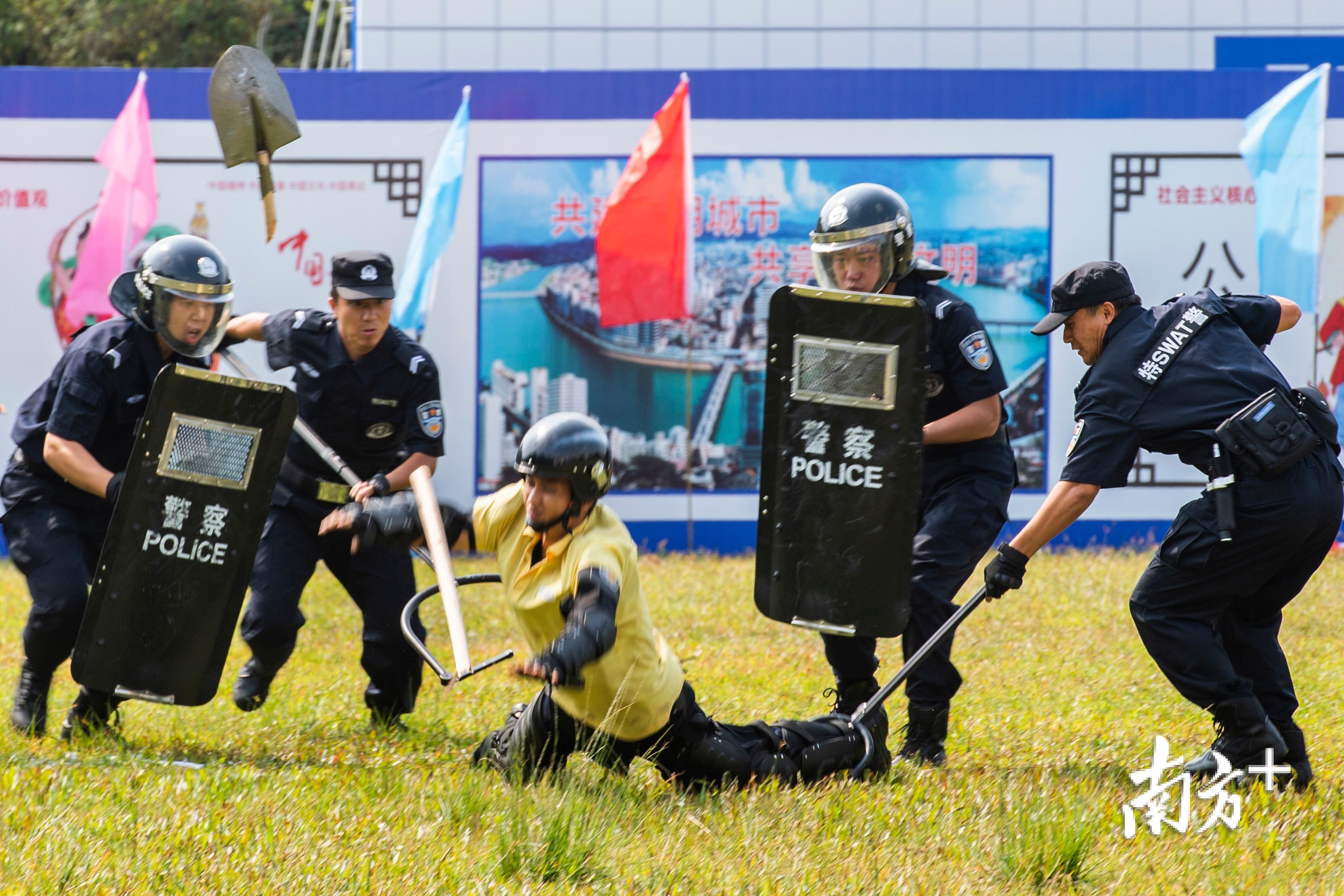 关于澳门资料的相关探讨与警示